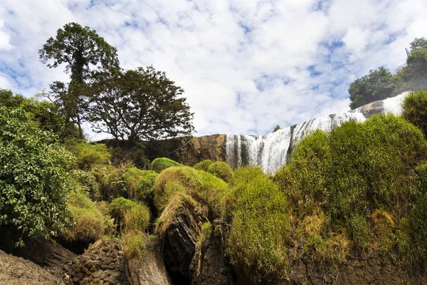 Elephant waterfalls near Nam Ban village, Dalat, Vietnam — Stock Photo, Image