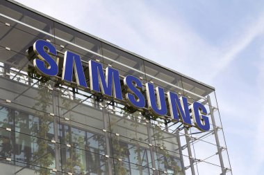 Samsung şirket logosu olarak Genel Müdürlük Binası 