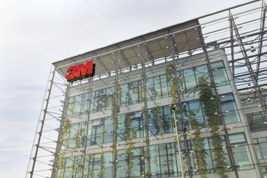 3m şirketi logosuna Genel Müdürlük Binası 