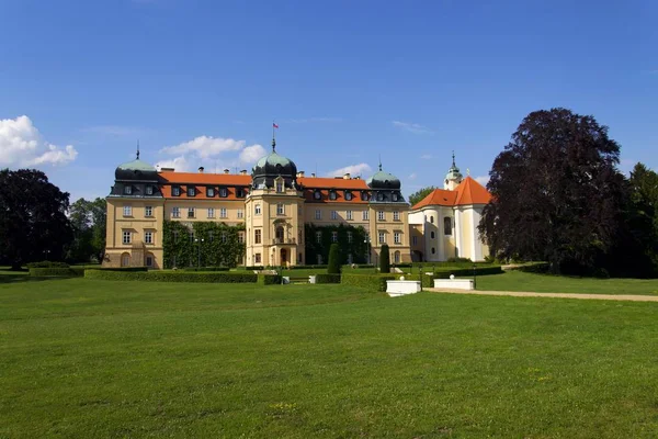 Baroque Castle Lany, summer residence of President of Czech Republic — Stock Photo, Image