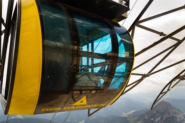 Gondol turist Dachstein teleferik üst istasyonu ile