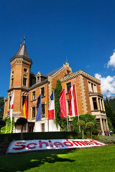 Ayuntamiento de Schladming centro de la ciudad, Estiria, Austria — Foto de Stock