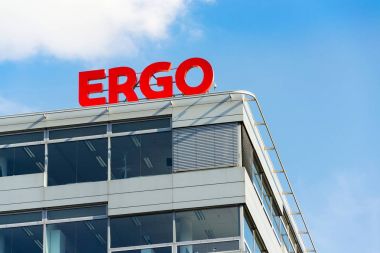 Ergo sigorta şirketleri logo çek karargahı binasında yeniden Alman Münih grup