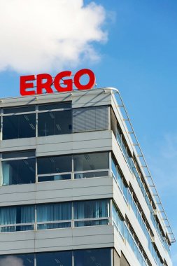 Ergo sigorta şirketleri logo çek karargahı binasında yeniden Alman Münih grup