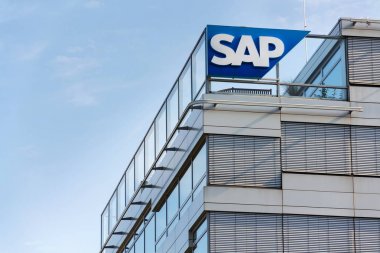 SAP çokuluslu yazılım şirketi logo çek Merkez 14 Ekim 2017 üzerinde bina Prag, Çek Cumhuriyeti.