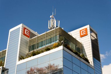 14: Cez grup şirket logosuna Genel Müdürlük Binası