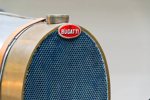 Премьерный гоночный автомобиль Bugatti Type 51 1931 года находится в Национальном техническом музее — стоковое фото