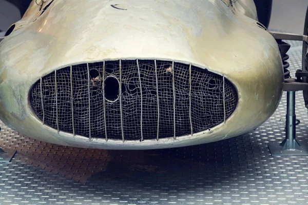 Фильтрованное фото гоночного автомобиля Mercedes-Benz W154 Grand Prix, разработанного Рудольфом Уленхаутом — стоковое фото