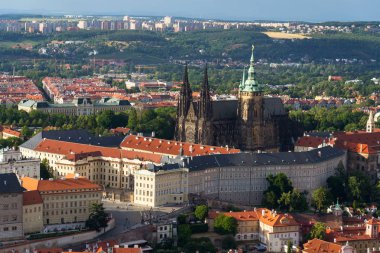 Prag panorama St. Vitus Katedrali ve Prag Kalesi - Dünya ve Çek Cumhuriyeti Cumhurbaşkanı köşkü en büyük antik kale