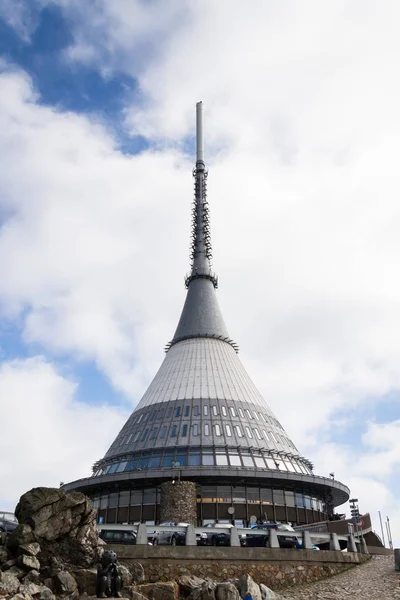 Jested kule, telekomünikasyon verici Jested dağ yakınındaki Liberec, Bohemia, Çek Cumhuriyeti