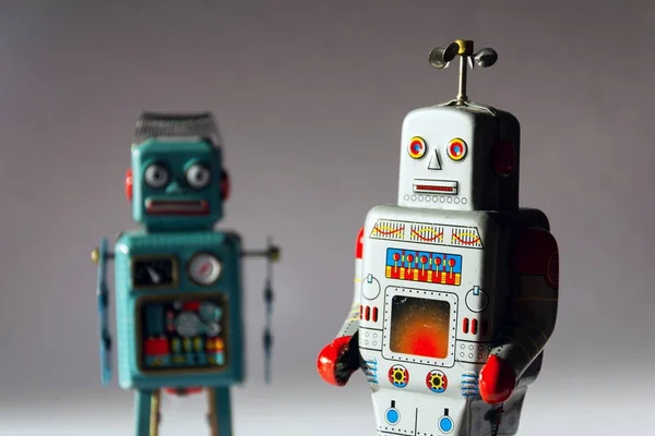 Angry Vintage Staniu Jucărie Roboți Inteligență Artificială Conceptul Livrare Robotizată — Fotografie, imagine de stoc