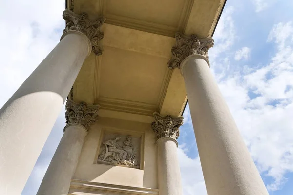 Colonnade Reistna Detalle Arquitectura Glorieta Clasicista Zona Paisaje Cultural Lednice —  Fotos de Stock