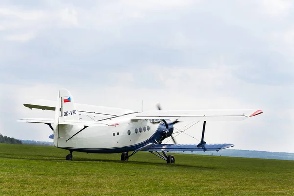 Plasy Tschechische Republik April 2017 Blau Weiße Antonov Beim Start — Stockfoto
