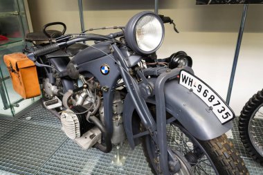 Prague, Çek Cumhuriyeti - 8 Mart 2018: Alman motosiklet Bmw R11 üzerinden 8 Mart 2018 üzerinde yıl 1932 duruyor Prag, Çek Cumhuriyeti. 
