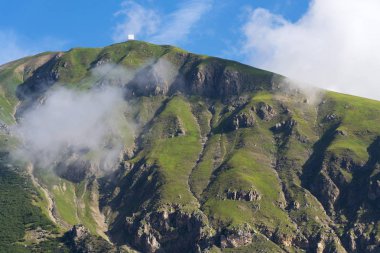 Güzel yaz yatay Monte sloganı Gölü Livigno, İtalya