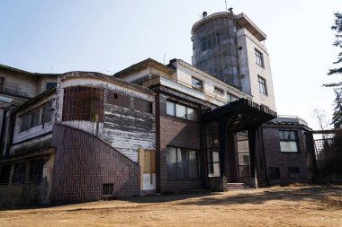Prag, Çek Max Urban tarafından 1927 Cliff House San Francisco yakınındaki esinlenerek tasarlanmış Cumhuriyeti, karmaşık Barrandov teraslar funkcionalism binaların terk edilmiş kalıntıları