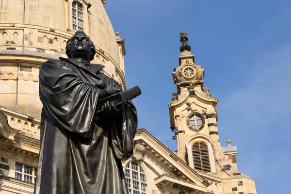 Estatua Martín Lutero Frente Frauenkirche Dresde Alemania —  Fotos de Stock