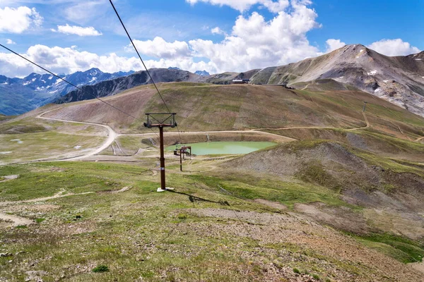 意大利和瑞士边境的Livigno阿尔卑斯山 从Lac Salin缆车站观看 阳光明媚的夏日 意大利 — 图库照片