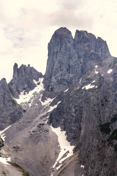 Grosse Bischofsmutze Montaña Los Alpes Gosau Distrito Gmunden Estado Federal — Foto de Stock
