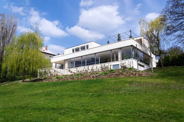 Exterior Villa Tugendhat Pelo Arquiteto Ludwig Mies Van Der Rohe — Fotografia de Stock