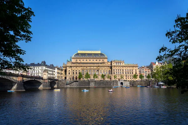 Prager Panorama Mit Nationaltheater Ufer Der Moldau Prag Tschechien Sonniger — Stockfoto