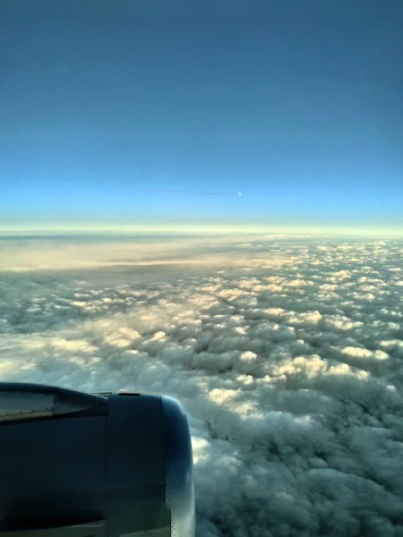 Jet Engine Seen Plane Window While Flying Clouds Dawn — 스톡 사진