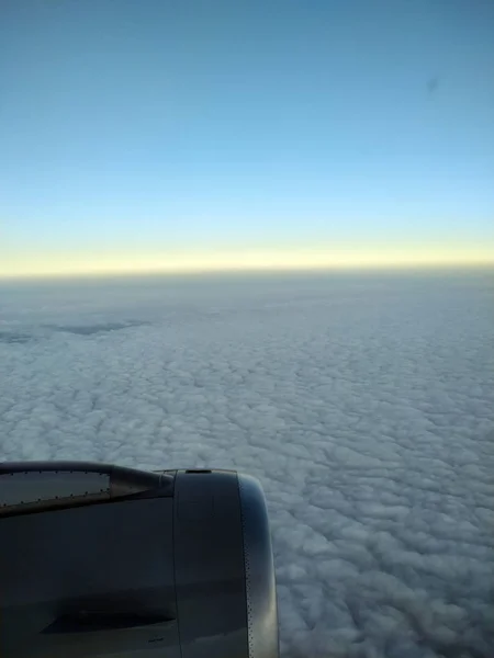 Jet Engine Seen Plane Window While Flying Clouds Dawn — 스톡 사진