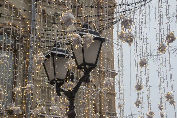 Lanterns and illumination in Moscow — Stock Photo, Image