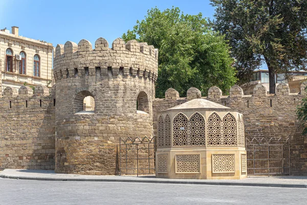 Round tower of the fortress wall Icheri Sheher