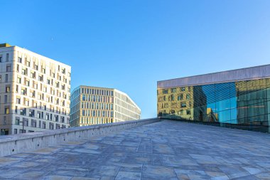 Oslo 'daki Norveç Ulusal Tiyatrosu' nun çatısı