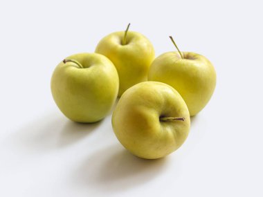 Yellow-green apples, varieties 'Golden'