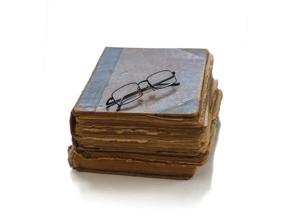 Glasses and two old books — ストック写真