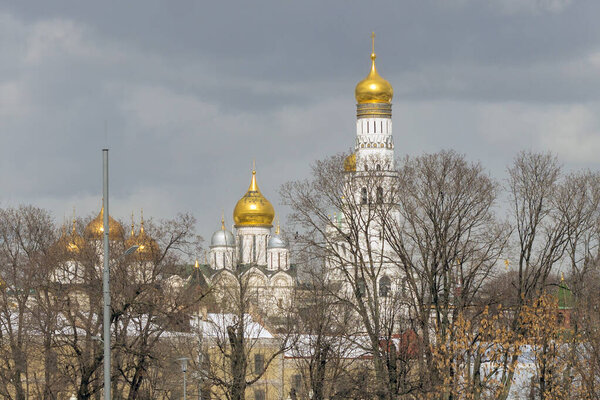 Golden domes of Moscow churches