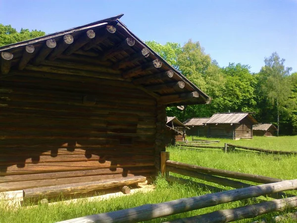 Hilly Area Park Museum Ukrainian Village 17Th Century Houses Churches — ストック写真