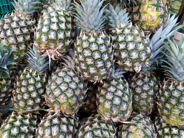 Close Fresh Ripe Sweet Aromatic Organic Pineapple — Stock Photo, Image