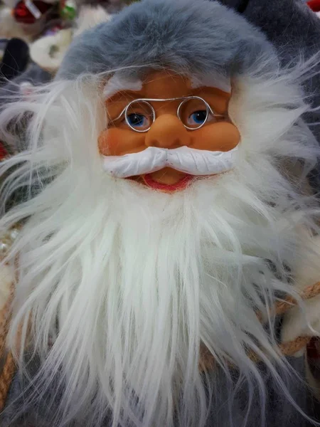 一个有着白胡子的圣诞圣诞老人的特写 — 图库照片