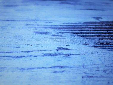 Klasik mavi renkte bulanık / bokeh efektli dekoratif duvar yüzeyinin yakın plan görüntüsü