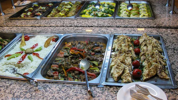 Huge selection of varied food at self-service desks in Turkish h — Stock Photo, Image