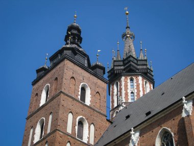 St. Mary Bazilikası 'nın alt manzarası, Krakow.