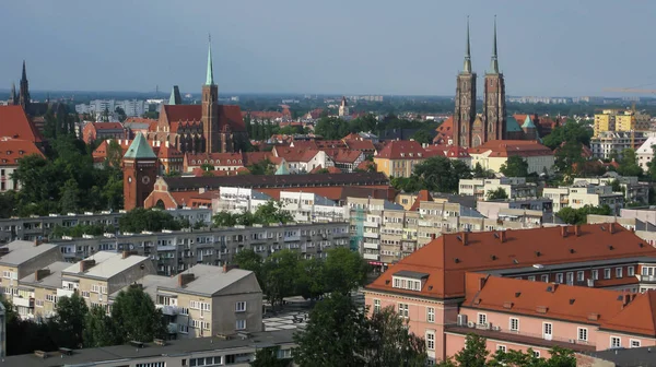 Панорамный вид на Вроцлав с башни церкви, Вроцлав, Польша — стоковое фото