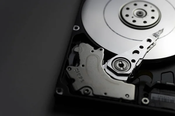 Menutup Perangkat Keras Mekanisme Internal Hard Disk Fokus Lembut — Stok Foto