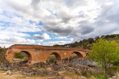 Montes de Toledo 'da manzara, Castilla La Mancha, İspanya.