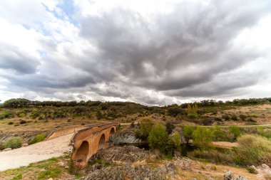 Montes de Toledo 'da manzara, Castilla La Mancha, İspanya.