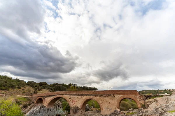 Krajobraz Montes de Toledo, Kastylia La Mancha, Hiszpania. — Zdjęcie stockowe