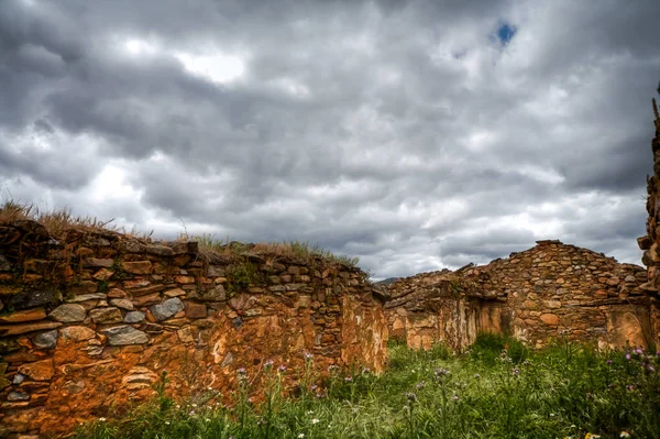 Landschaft in den montes de toledo, castilla la mancha, spanien. — Stockfoto