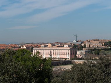 Bebek Don Luis 'in sarayının manzarası.