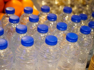 su şişeleri