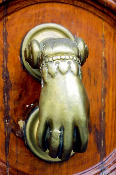 Πόρτα με κλειδαριά. — Φωτογραφία Αρχείου