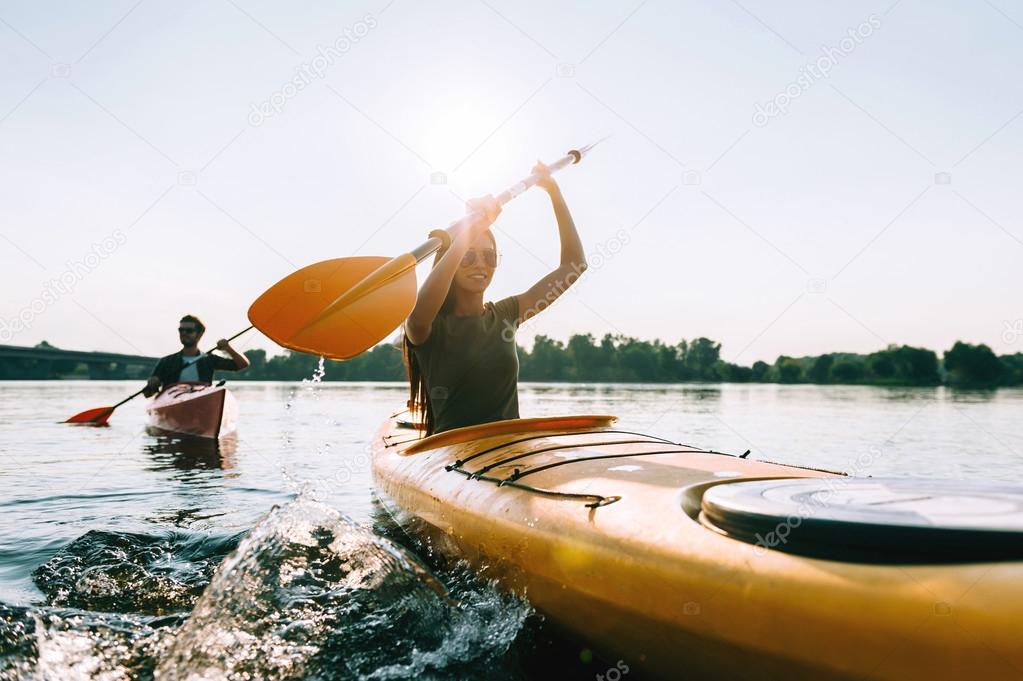 Beautiful Couple Kayaking On River Together — Stock Photo