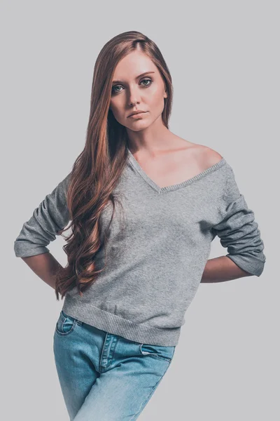 Young woman in casual wear — Stock Photo, Image